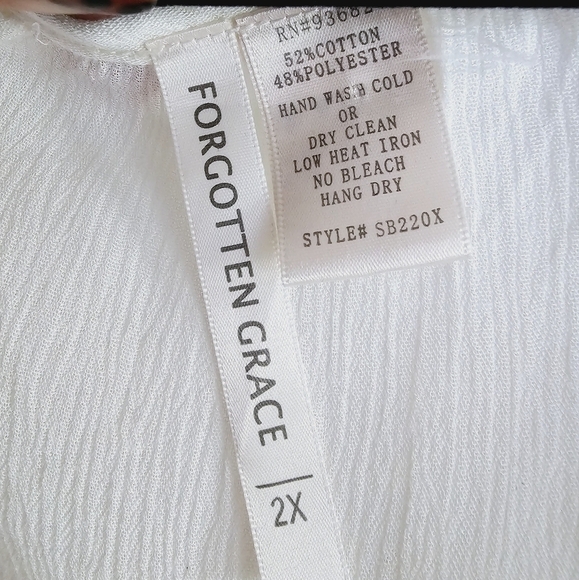 Forgotten Grace Bohemian Embroidered Crochet Tassels Women's Blouse Plus Size 2X - Picture 3 of 9